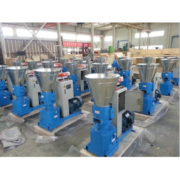 200kg/H 300kg/H Wood Sawdust Pellet Machine 4mm Pellet Size