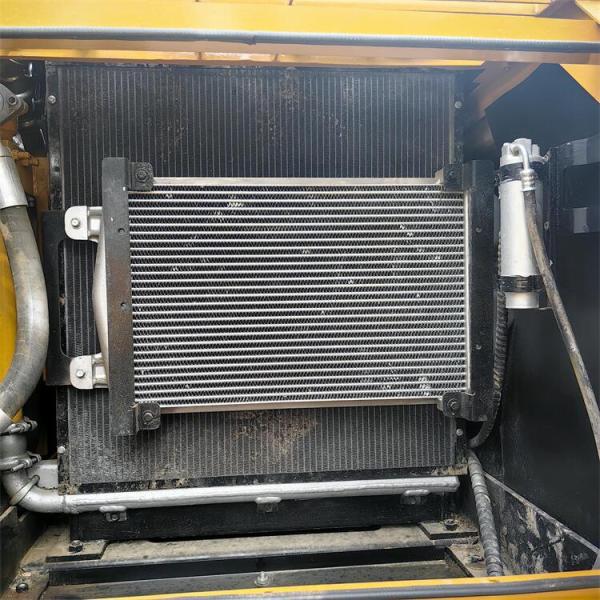 Best Deal on Sany SY215 Second Hand Crawler Excavator with Original Hydraulic Pump