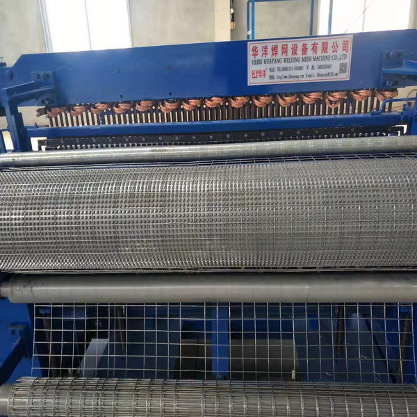 2m Width Aquaculture Stainless Steel Spot Welding Machine 75mm Pitch