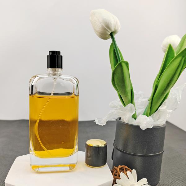 Material de base Vidrio 100 ml Botella de perfume de aroma de lujo con logotipo personalizado