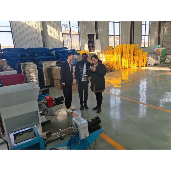 Fully automated and efficient floating fish food production line Capable of Producing Floating Fish Feed and Animal Feed with Unique Shapes Like Hearts and Stars