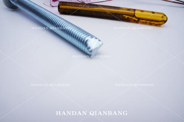 Different Models Of Carbon Steel Wedge Anchor With Silvery Zinc Plated