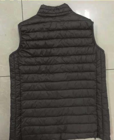 Basic Style Ladies Light Padded Jacket Durable Water Repellent Side Pockets