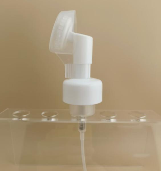 Delicate Design White Plastic Big Foam Pump with a Brush for Bodywash Bottles