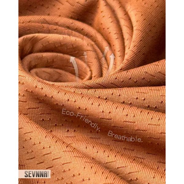 High-Performance Running Fabrics with UPF 50+ Sun Protection, Flatlock Seams, and Elastic Hem for Enhanced Comfort