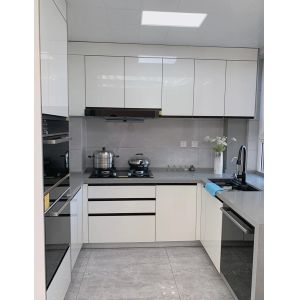 Customized Free Design PVC Glossy Kitchen Cabinet For Apartment Villa