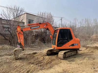 Excavadora doosan usada de 8 toneladas em boas condições