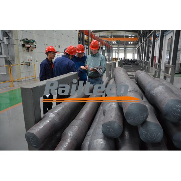 21t Load Capacity Railway Axle , Standard Gauge Train Axle Type RD2