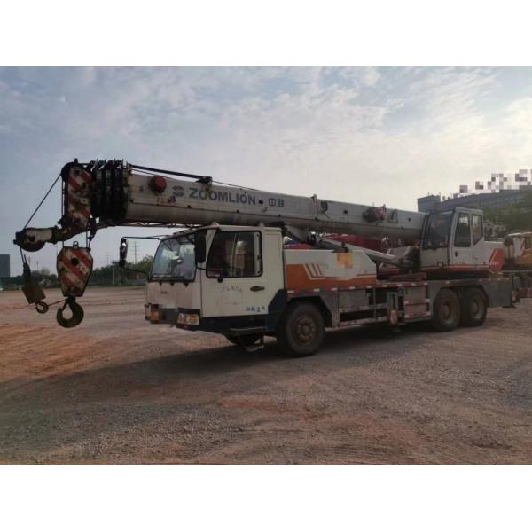 30 Ton Zoomlion Truck Crane 2011 Model with Maximum Lifting Weight of 100T