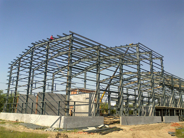 Lightweight Industrial Steel Buildings Q235 Q355B Steel Portal Frame Construction