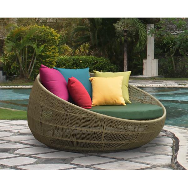 Outdoor Patio Furniture Garden Rattan Wicker Daybed with Water Proof Cushion