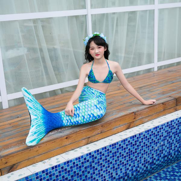 Pink And Blue Mermaid Tails For Swimming / Beach Holiday Mermaid Swimsuit