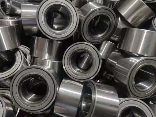 Customized DAC438245 43x82x45 Trailer Left Wheel Bearing And Hub