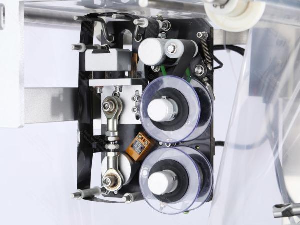 Vertical Form Fill Seal Machine One Year Guarantee Napkin Packing Machine with 100ml-1000ml Range for Products