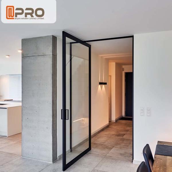 Porta deslizante do pivô de alumínio interno com a porta de vidro vitrificada dobro da dobradiça do pivô da porta exterior do pivô da resistência de carga do vento
