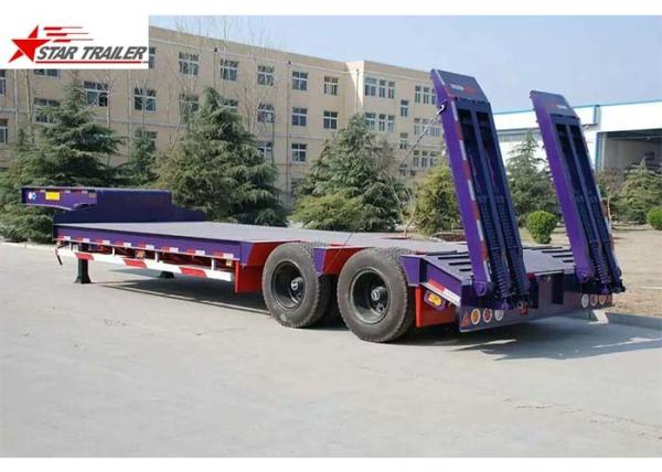 Hydraulic Semi Low Loader Trailer , Reinforced Lowboy Heavy Equipment Trailers