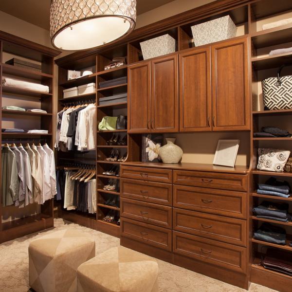 Solid Wood Walk In Closet Modern Classic U Shaped Brown Clothes Storage Cabinets