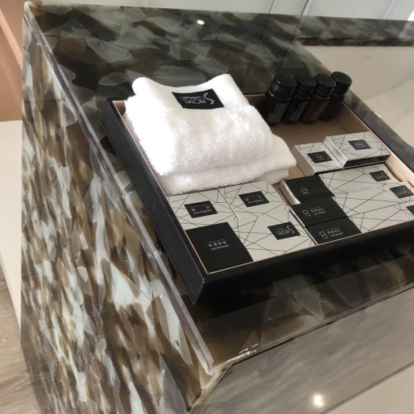 Hotel Furniture Acidproof 19mm Coloured Glass Panels