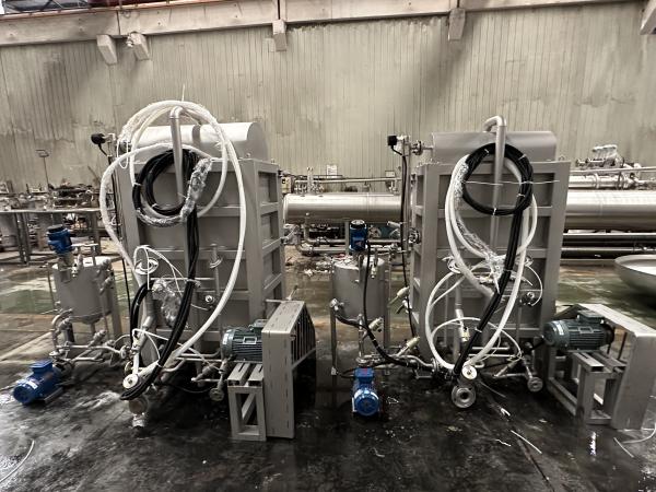 Acrylic Fabric Spray Type Hank Dyeing Machine SUS316L Full Automatic Control System