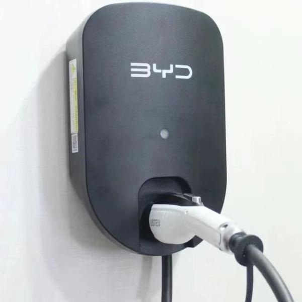 7KW 22KW Output Current Portable Electric Vehicle Charger for Wall-Mounted Charging