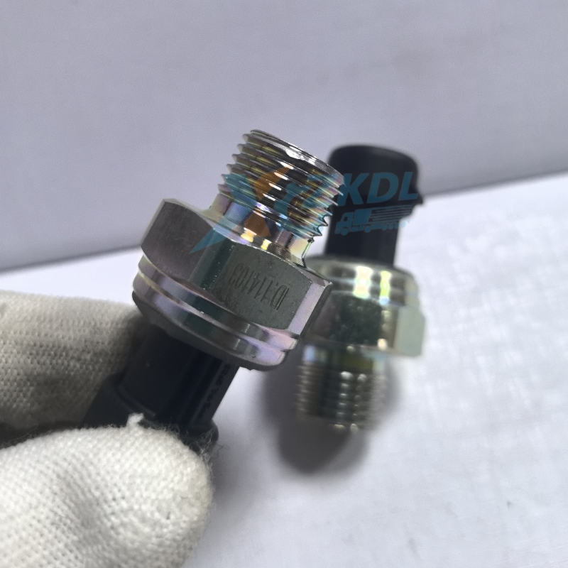 High-Quality Sinotruk HOWO Truck Spare Parts Electronic Pressure Sensor WG9727710002 WG9727710002/6