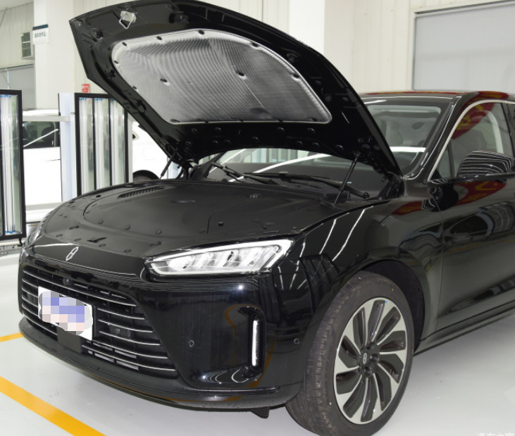 Размер места SUV двери 5 варианта 5 проведения четырехколесного привода Aito M5 2022 средний