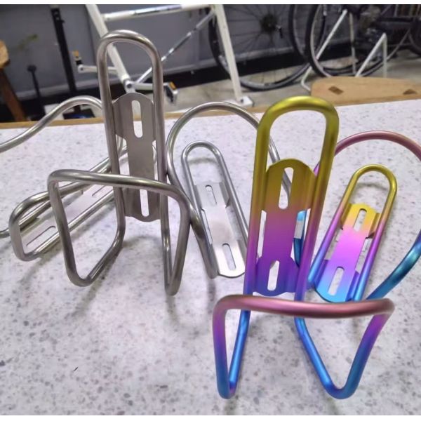 Lightweight Titanium Alloy Bike Water Bottle Holder For Outdoor Sports