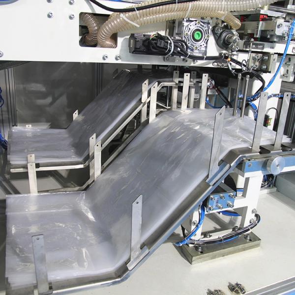 Horizontal 180D Flip 30rolls Paper Roll Packing Machine