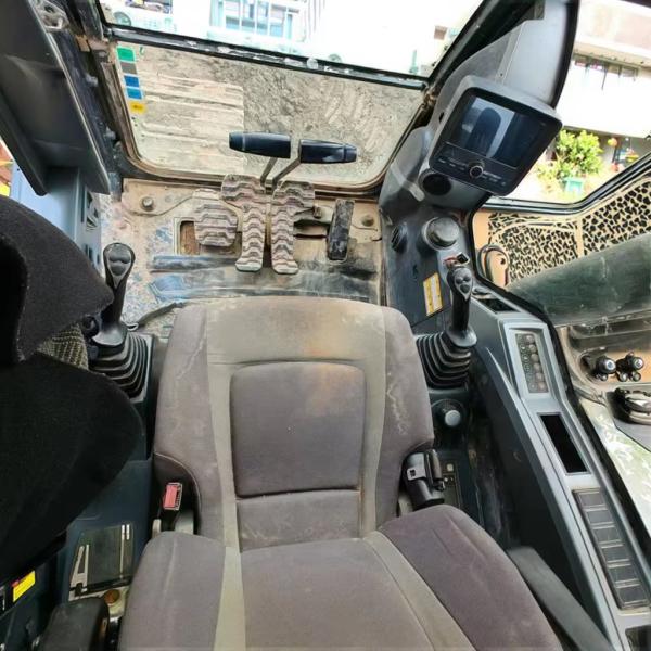 Utilisé Hyundai Construction Machinery Hyundai 75 Excavateur à rouleaux d'occasion 2100 tours par minute