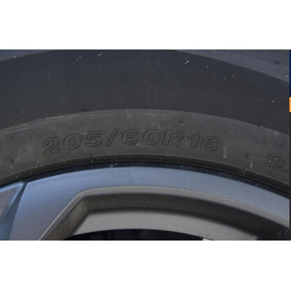 Места двери 4 мест небольшие SUV 5 тигра 4 геометрии e 2022 410KM Linglong Geely