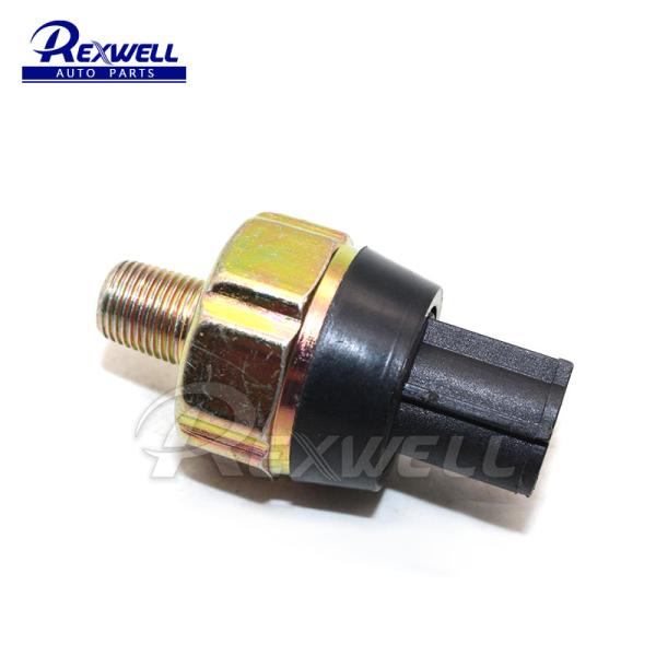 NOTA: El número de unidad de control de presión de aceite de carga aérea es el número de unidad de control de presión de aceite de carga aérea.