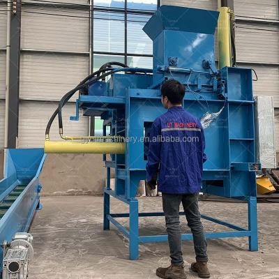 Industrial Animal Bedding Baler Wood Sawdust Bagging Press Machine for Pet Supplies