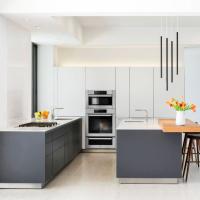 1500MM Acrylic Panel Solid Timber Kitchen Cabinets Oak Island Kitchen Cabinets