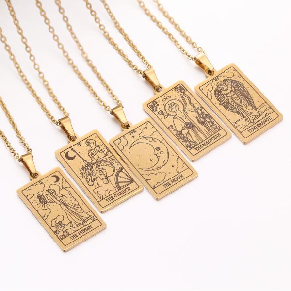 Collier pendentif Tarot doré vintage carré en acier inoxydable avec le Soleil