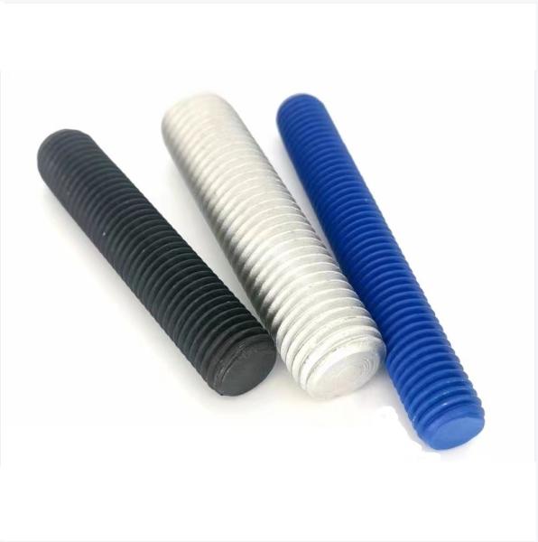 O parafuso prisioneiro azul do  do aço de liga rosqueou Rod Bolts com porca e arruelas PTFE