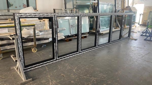 Aluminum Bifold Windows with Double Glazed Glass and Soundproofing