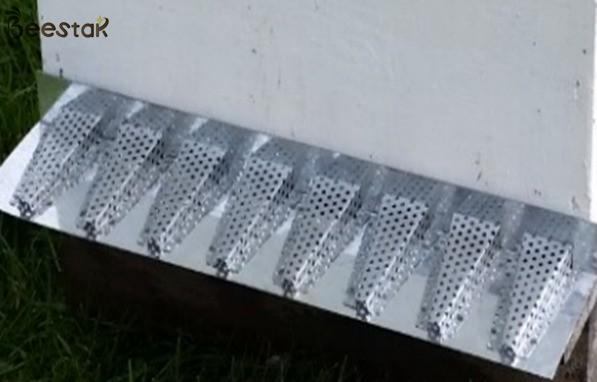 Beekeeping Tools Beehive Accessories Apiculture Metal Bee Escape Metal Entrance Guard