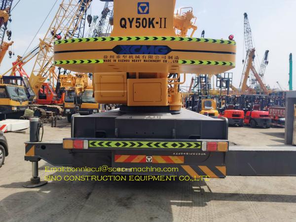 Guindaste QY50K QY50K-I QY50K-II 50 Ton High Operating Efficiency do caminhão de 2009 KN M Lifting Moment Telescopic
