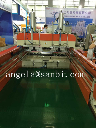 Hot Cutting LDPE T-shirt Bag Making Machine 230 - 250 pcs/min Full Automatic