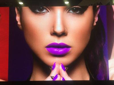 800nits Small Pixel Pitch Led Screen  P1.25 P1.8 8K Indoor Led Video Walls 400*300mm