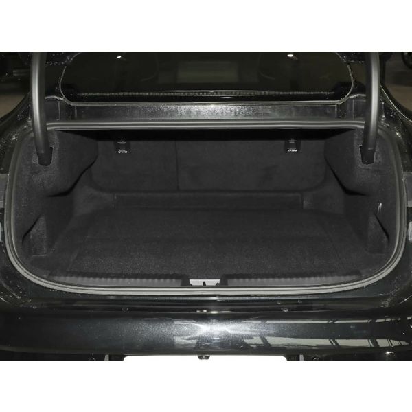 2024 766 km Range Lynk&Co Z10 4-door 5-seater Medium Large Rear Wheel Drive Electric Sedan Rear Seat LCD Screen 70-90kWh Battery