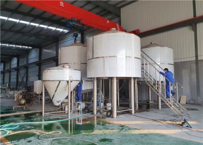 equipamento da cervejaria da grande escala 7000L com plataforma de trabalho integrada de aço inoxidável