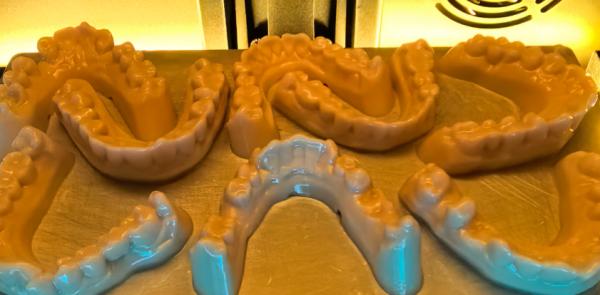 Dental Model Resin Anatomical Reproduction Intraoral Scanners Thermo-Responsive Handling​
