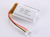 LP673048 3,7V 1000MAH batteries au lithium-ion fabricants 3,7V 1C taux de décharge maximal Pièces en argent au lithium polymère pour appareils électroniques