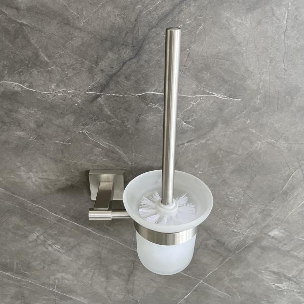 Роскошная стена держателей щетки туалета металла комнаты ванны установила нержавеющую сталь 304