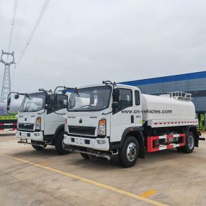 Sinotruk HOWO Tanker Water Truck China 4X2 Light Water Trucks 10cbm Water