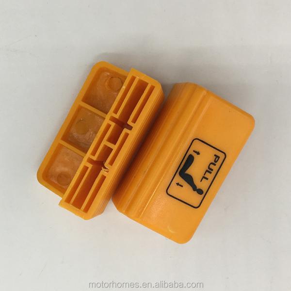 Plastic adjuster of height for the mechanical suspension driver seat