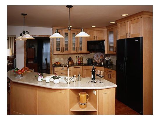 Modern Solid Wood Kitchen Cabinet with PVC Membrane Door Panel and Distinctive Designs