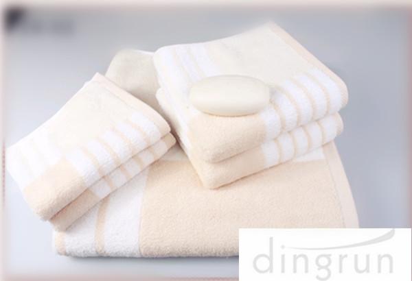 Pure Cotton Face Towels For Sensitive Skin Breathable Environmentally Friendly