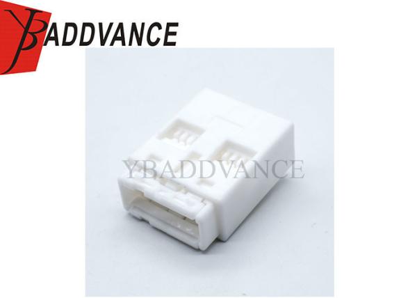 7282-8665 MG641425 16 Pin Automóvel Sem vedação macho Conector de cabo de navegação automóvel